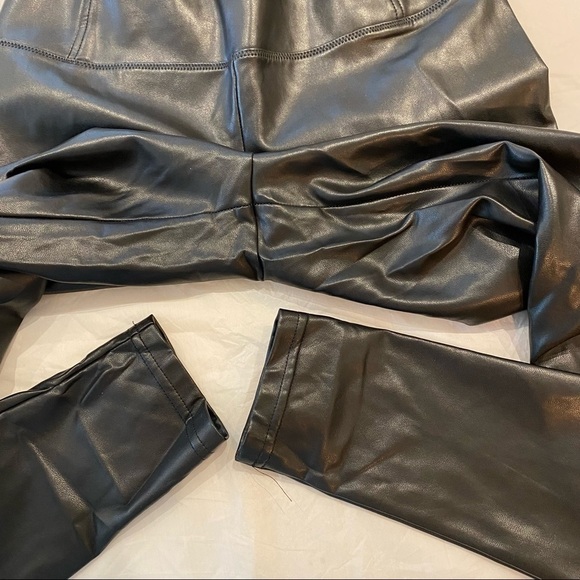 Wilfred Free Faux Leather Daria High Waisted Leggings Black size XS - Picture 11 of 12